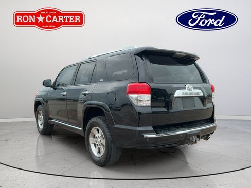 Used 2010 Toyota 4Runner SR5 w/ Convenience Pkg AWD/4WD image 4