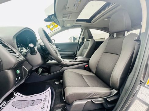 Used 2022 Honda HR-V EX image 15