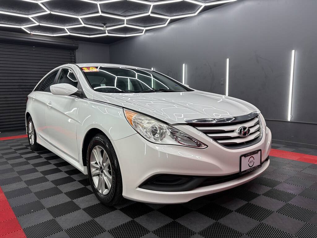 Used 2014 Hyundai Sonata GLS FWD image 3