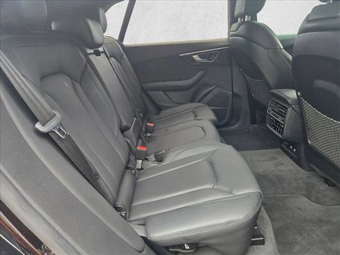 Used 2019 Audi Q8 Prestige image 20