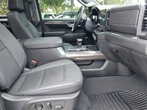 Used 2024 Chevrolet Silverado 1500 LTZ w/ LTZ Premium Package image 24