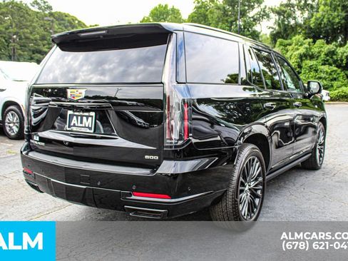 Used 2026 Cadillac Escalade Platinum Sport w/ LPO, Floor Liner Package AWD/4WD image 5