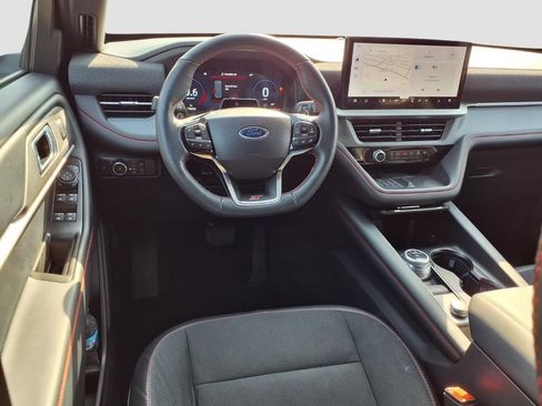 Used 2025 Ford Explorer ST AWD/4WD image 9