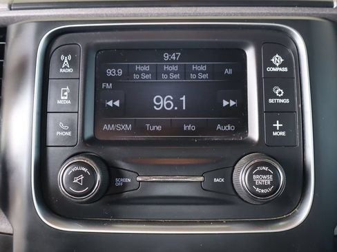 Used 2017 RAM 2500 Tradesman w/ Chrome Appearance Group AWD/4WD image 23