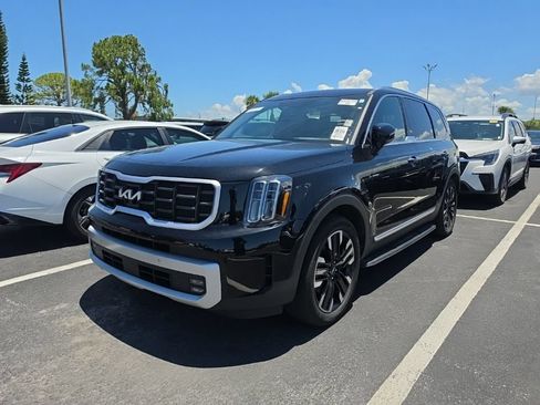 Certified 2024 Kia Telluride SX Prestige w/ Towing Package AWD/4WD image 7