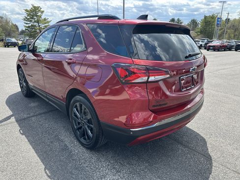 Certified 2023 Chevrolet Equinox RS w/ RS Leather Package AWD/4WD image 4