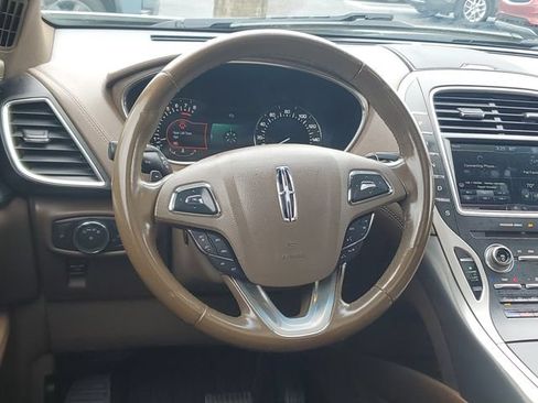 Used 2016 Lincoln MKX Reserve AWD/4WD image 12
