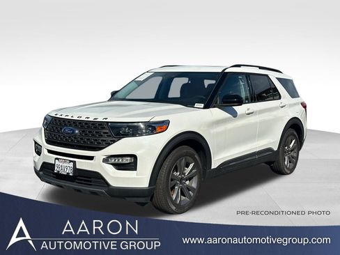 Used 2024 Ford Explorer XLT w/ Equipment Group 202A image 1
