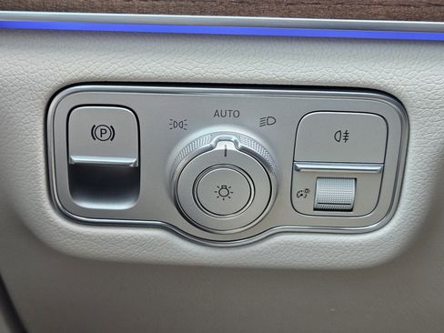 Certified 2026 Mercedes-Benz GLE 350 4MATIC image 22