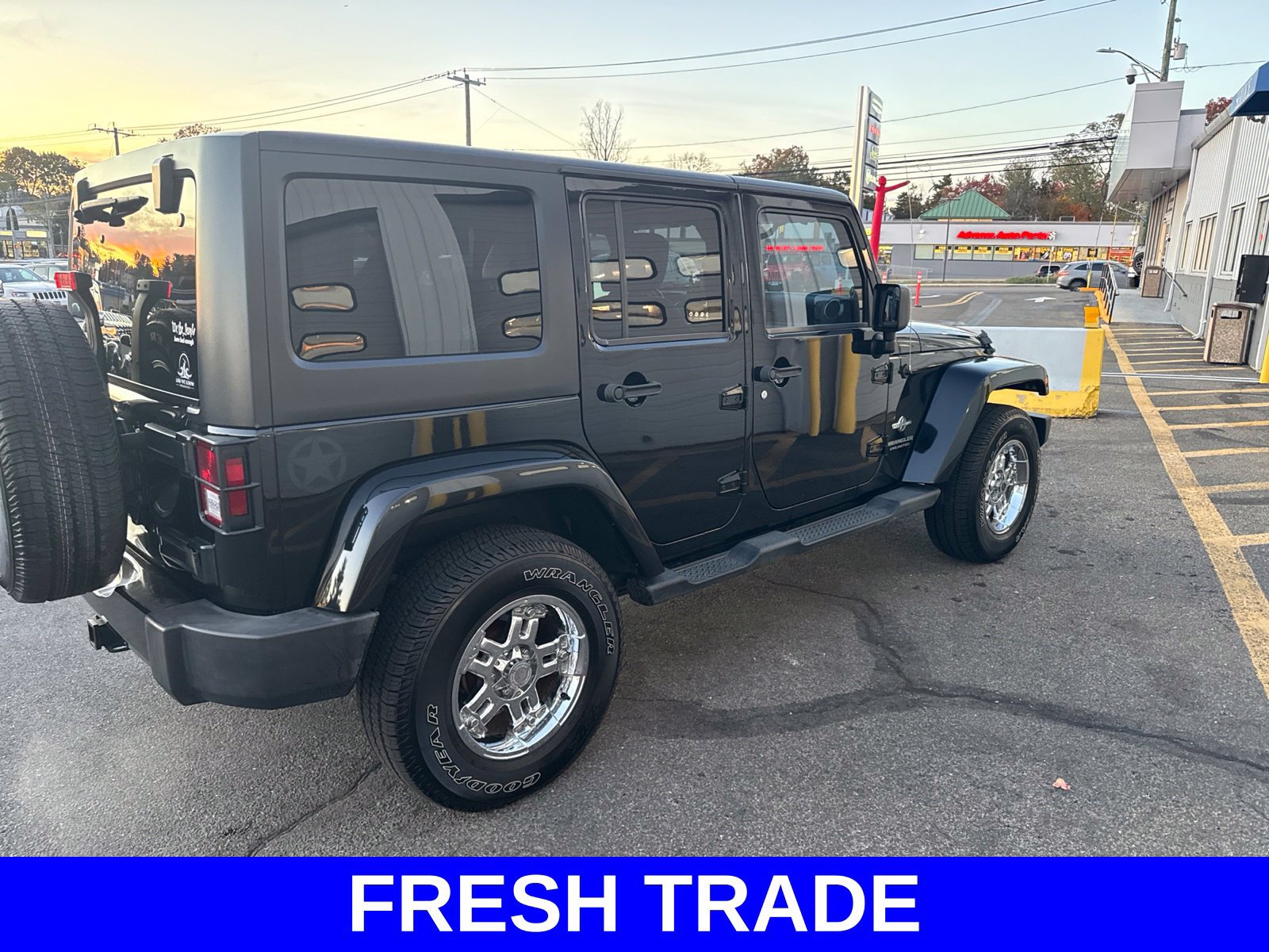Used 2014 Jeep Wrangler Unlimited Sport AWD/4WD image 3