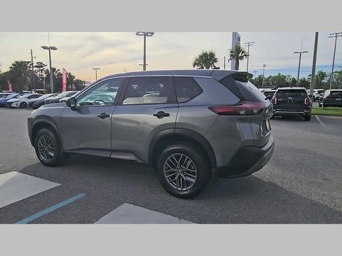 Used 2023 Nissan Rogue S image 26