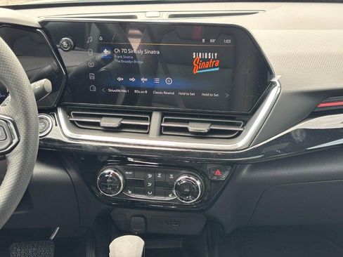 New 2026 Chevrolet Trax RS w/ Sunroof Package FWD image 8