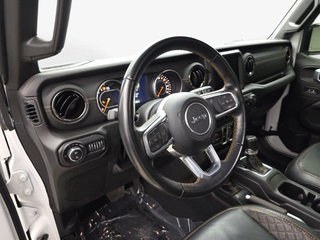 Used 2022 Jeep Gladiator Overland AWD/4WD image 16