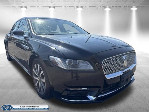 Used 2018 Lincoln Continental Premiere AWD/4WD image 2