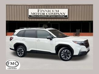 Used 2025 Subaru Forester Premium AWD/4WD video 1