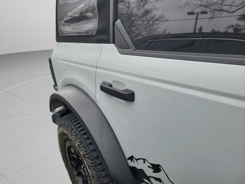Used 2023 Ford Bronco Wildtrak image 6