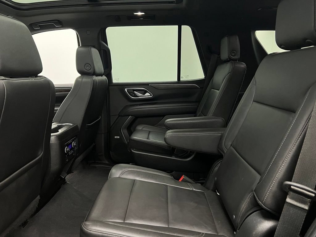 Used 2022 Chevrolet Tahoe Z71 w/ Luxury Package AWD/4WD image 26