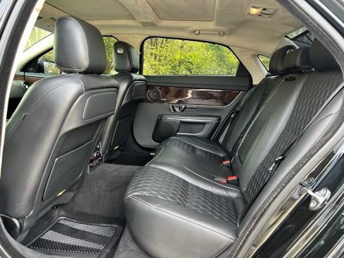 Used 2017 Jaguar XJ L Portfolio AWD/4WD image 16