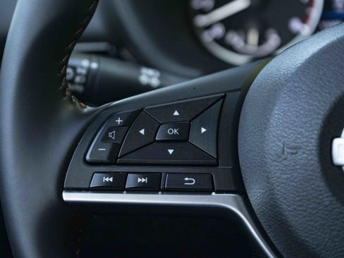 Used 2025 Nissan Sentra SR w/ Midnight Edition FWD image 20