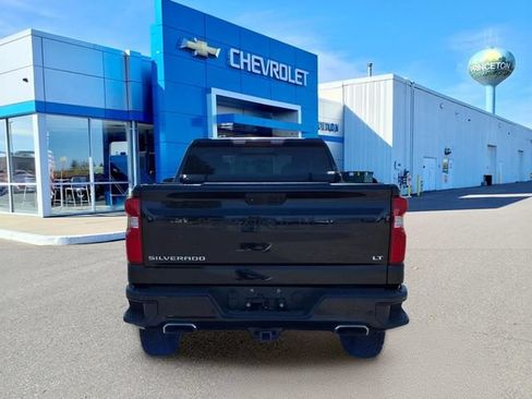 Used 2020 Chevrolet Silverado 1500 LT Trail Boss AWD/4WD image 4