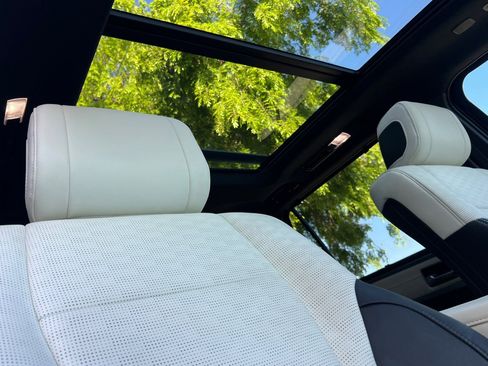 Used 2023 Toyota Sequoia Capstone AWD/4WD image 18