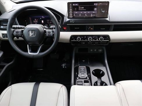 New 2026 Honda Pilot image 16