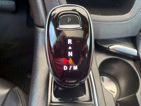 Used 2020 Cadillac XT5 Premium Luxury FWD image 11