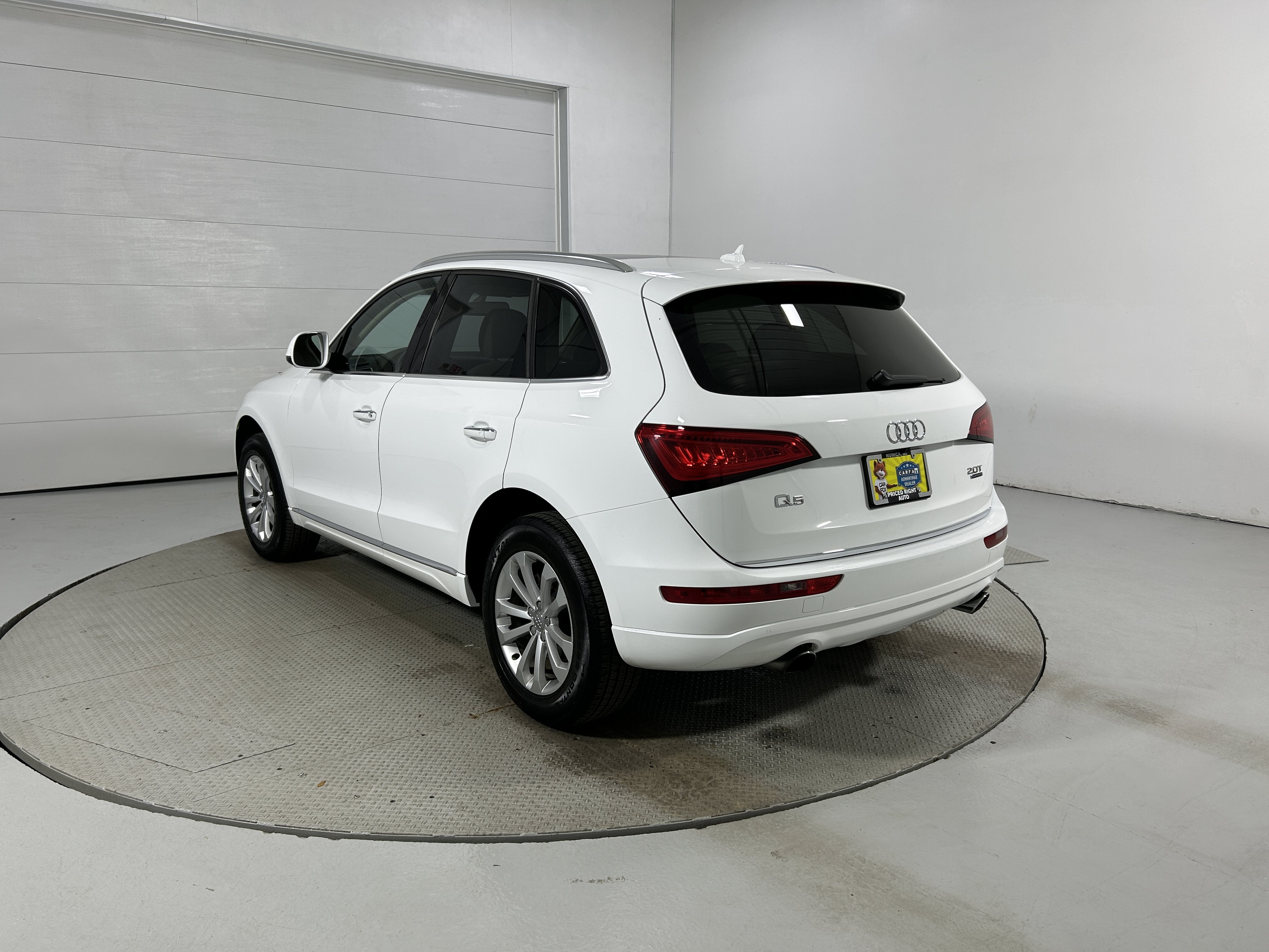 Used 2017 Audi Q5 2.0T Premium AWD/4WD image 21