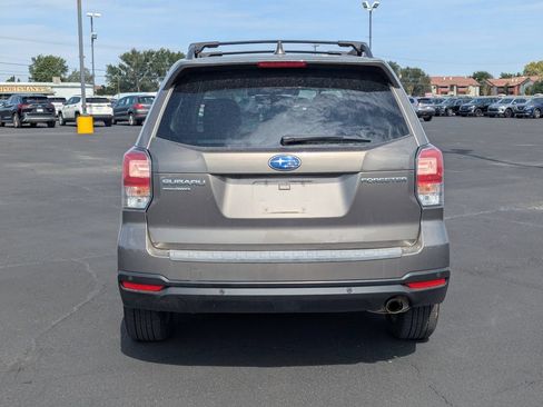 Used 2018 Subaru Forester 2.5i Touring w/ Popular Package #2 AWD/4WD image 5