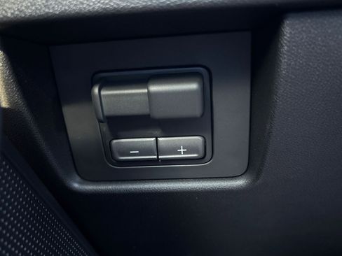 New 2026 GMC Canyon Elevation w/ Convenience Package image 18