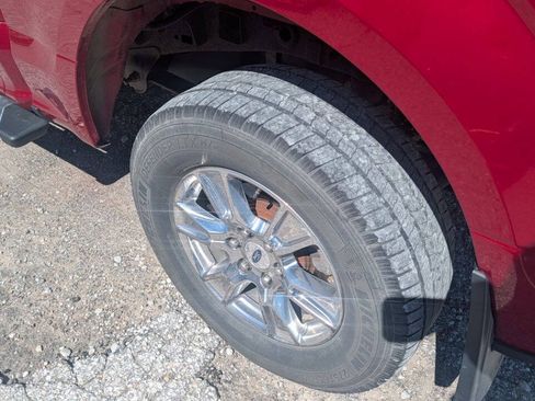Used 2015 Ford F150 XLT w/ Equipment Group 301A Mid AWD/4WD image 12