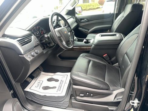 Used 2018 Chevrolet Tahoe LT image 22