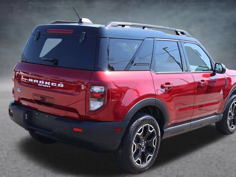 Used 2026 Ford Bronco Sport Outer Banks w/ Interior Protection Package AWD/4WD image 3