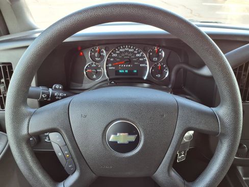 Used 2024 Chevrolet Express 3500 LT w/ LT Preferred Equipment Group image 10