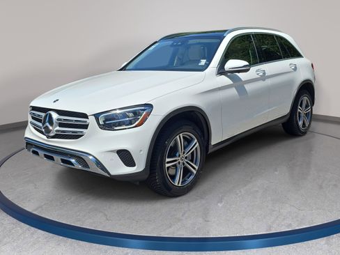 Certified 2022 Mercedes-Benz GLC 300 image 1