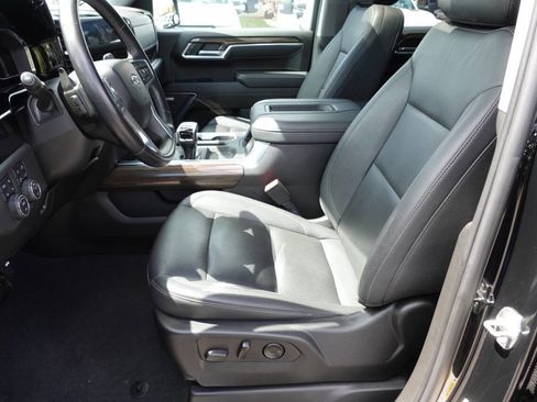 Used 2022 Chevrolet Silverado 1500 LT Trail Boss image 22