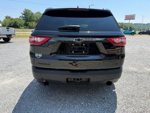 Used 2019 Chevrolet Traverse LT w/ LT Premium Package FWD image 6