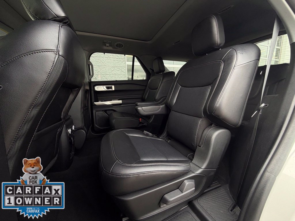 Used 2024 Ford Explorer Limited w/ Limited Technology Package RWD image 23