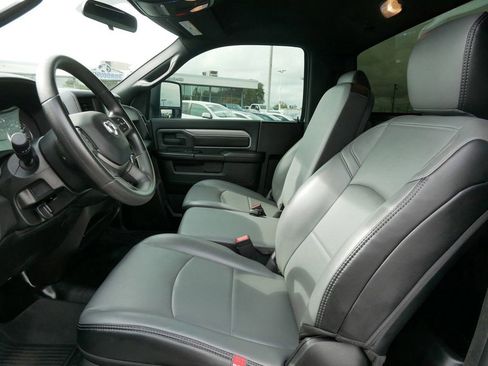 Used 2024 RAM 3500 Tradesman image 8