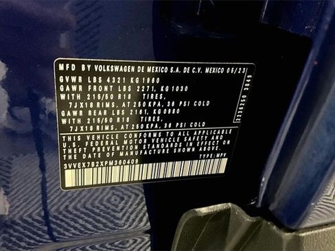 Used 2023 Volkswagen Taos SE w/ Panoramic Sunroof Package image 34