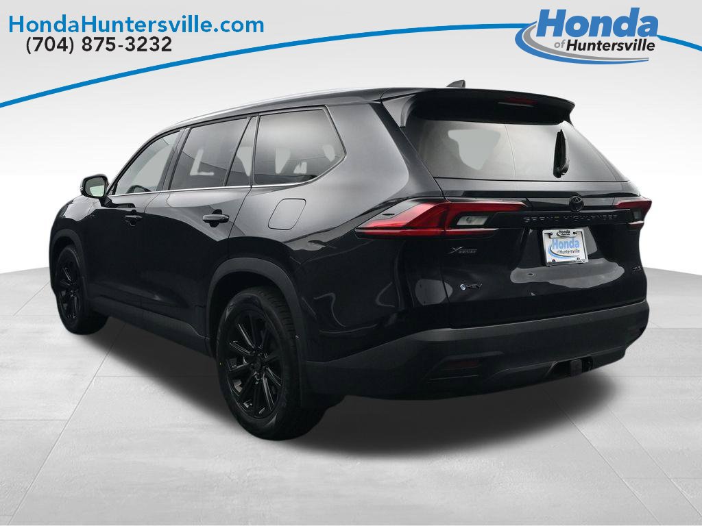 Used 2026 Toyota Grand Highlander XLE FWD image 6