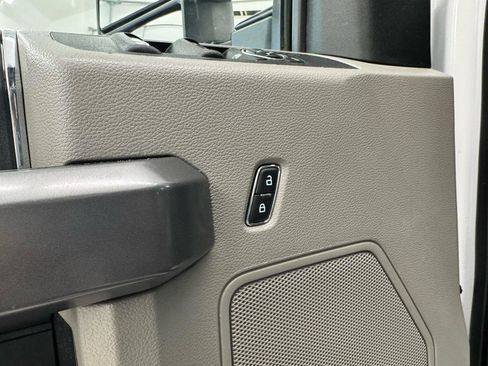 Used 2021 Ford F250 XLT AWD/4WD image 10