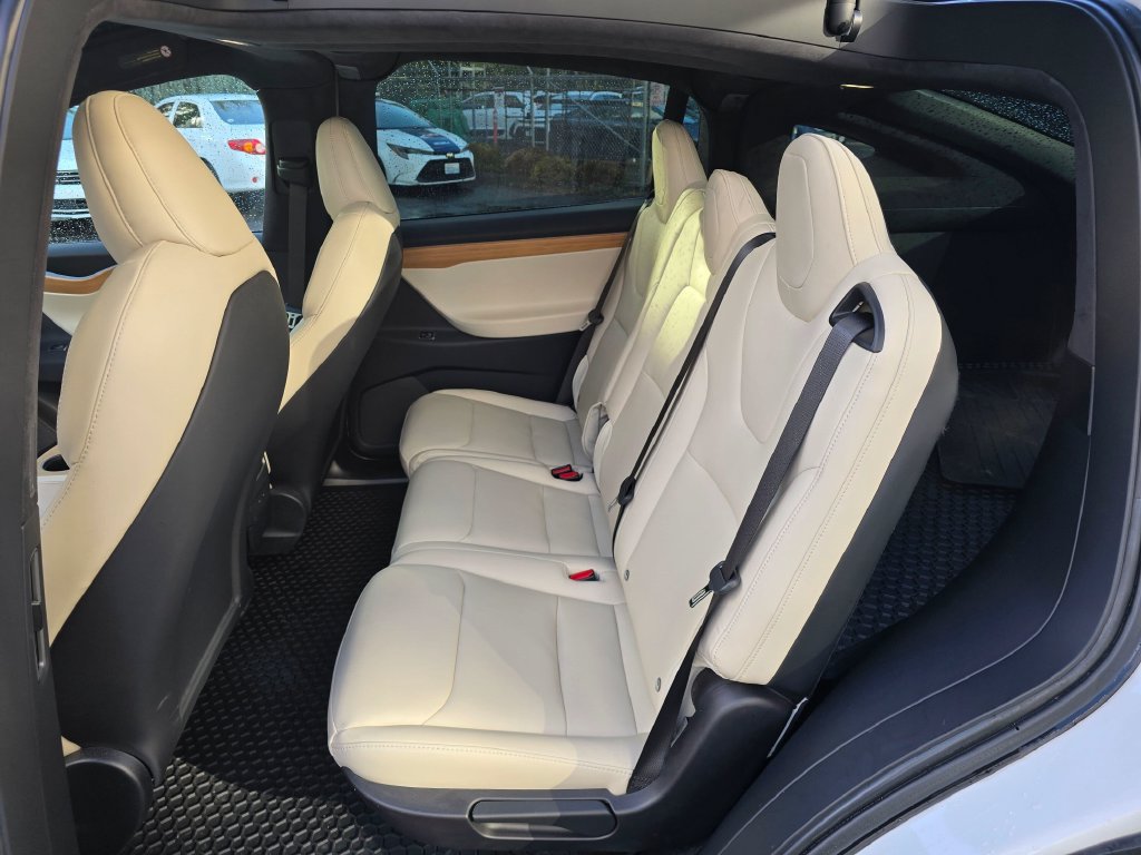 Used 2020 Tesla Model X Long Range AWD/4WD image 10