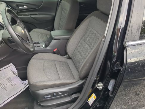 Used 2024 Chevrolet Equinox LT FWD image 19