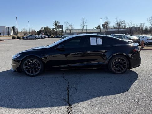 Used 2021 Tesla Model S Plaid image 4