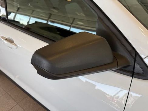 Used 2019 Chevrolet Equinox LS FWD image 11
