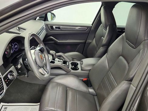 Used 2019 Porsche Cayenne S w/ Premium Plus Package AWD/4WD image 20