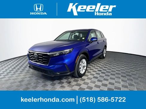 Used 2023 Honda CR-V LX image 1