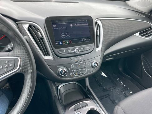 Used 2023 Chevrolet Malibu LT FWD image 10