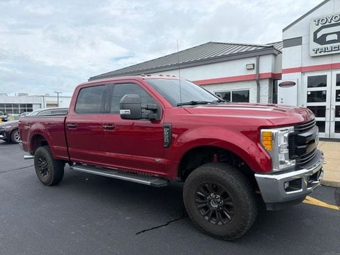 Used 2017 Ford F250 XLT w/ XLT Premium Package AWD/4WD image 1